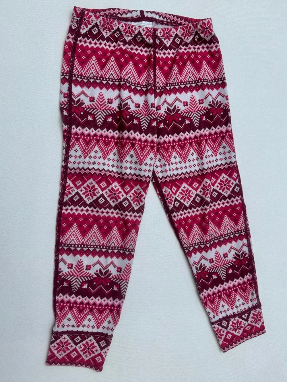 Hot Chillys girl’s print baselayer pajama sets.  Size 3T.